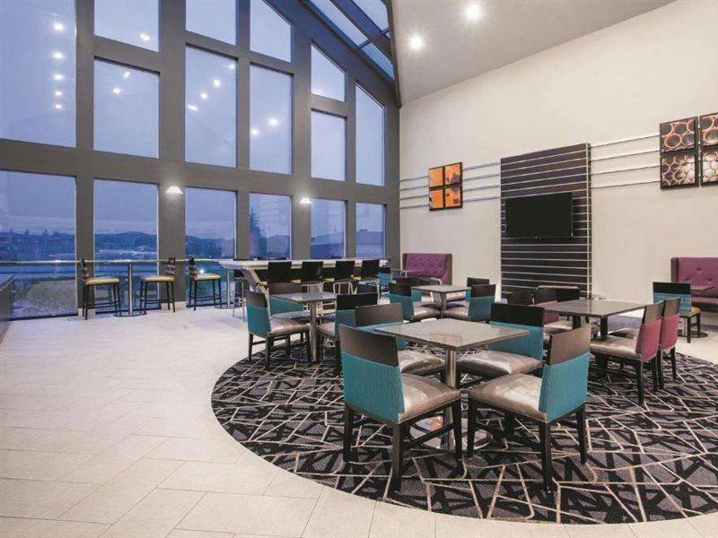 La Quinta By Wyndham Dublin - Pleasanton Otel Dış mekan fotoğraf