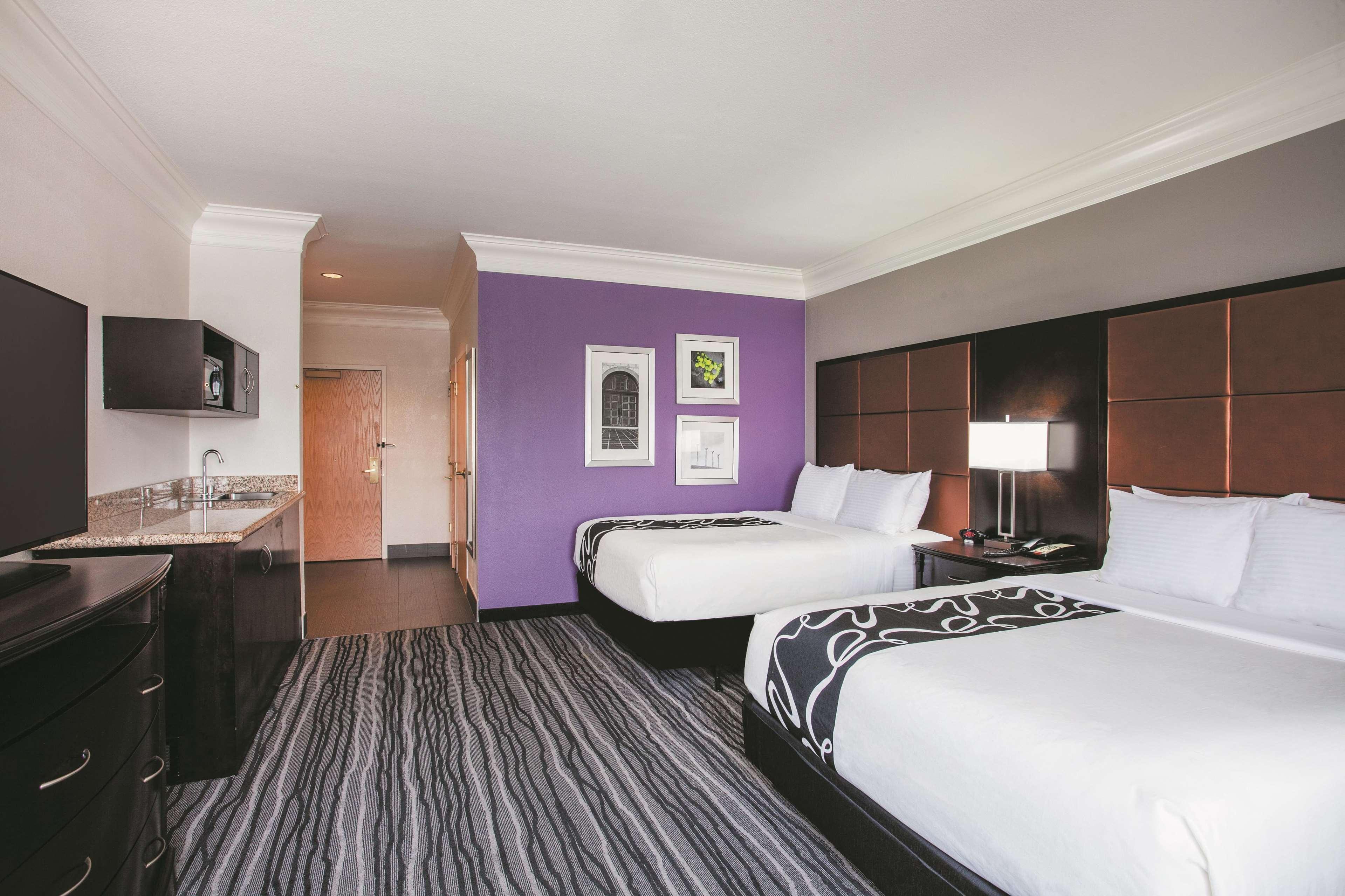 La Quinta By Wyndham Dublin - Pleasanton Otel Dış mekan fotoğraf