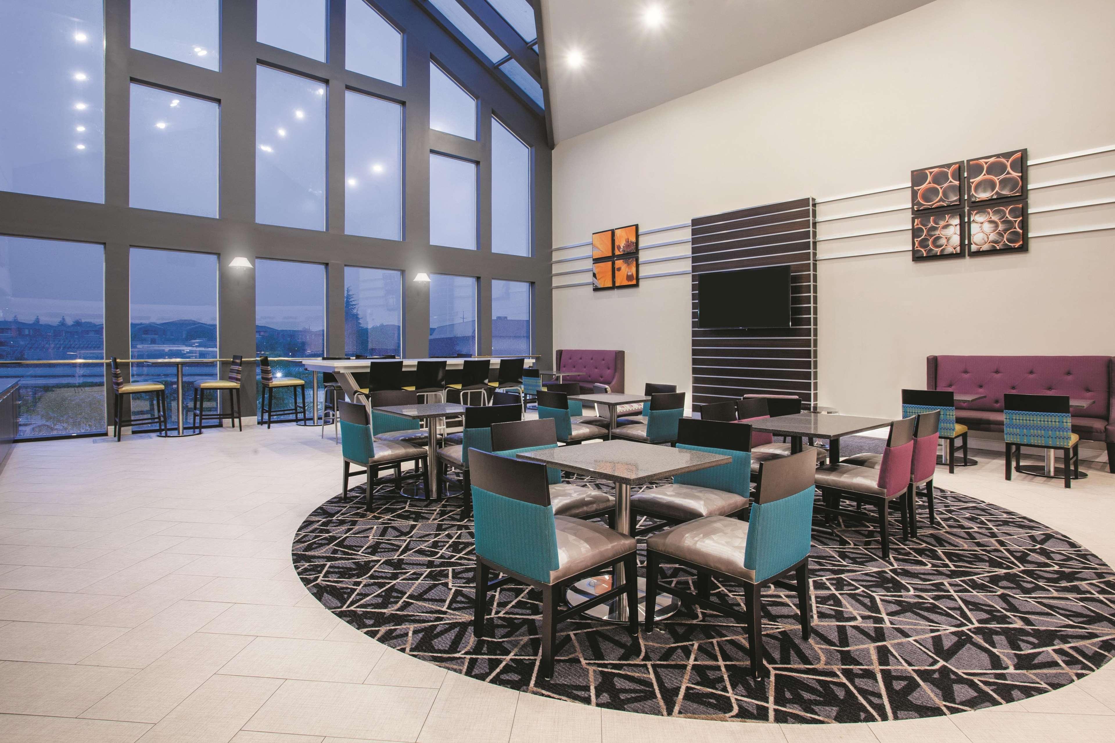 La Quinta By Wyndham Dublin - Pleasanton Otel Dış mekan fotoğraf